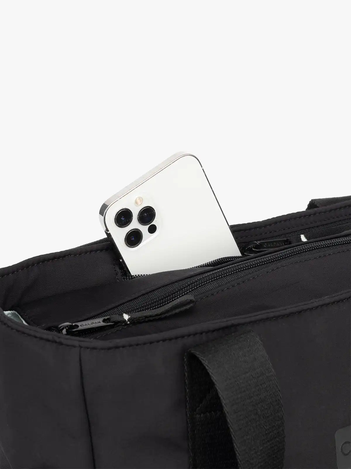 calpaktravelmalls.com