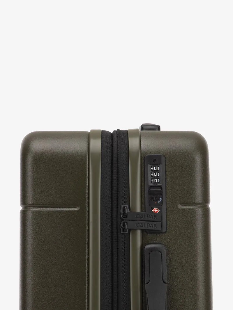 calpaktravelmalls.com