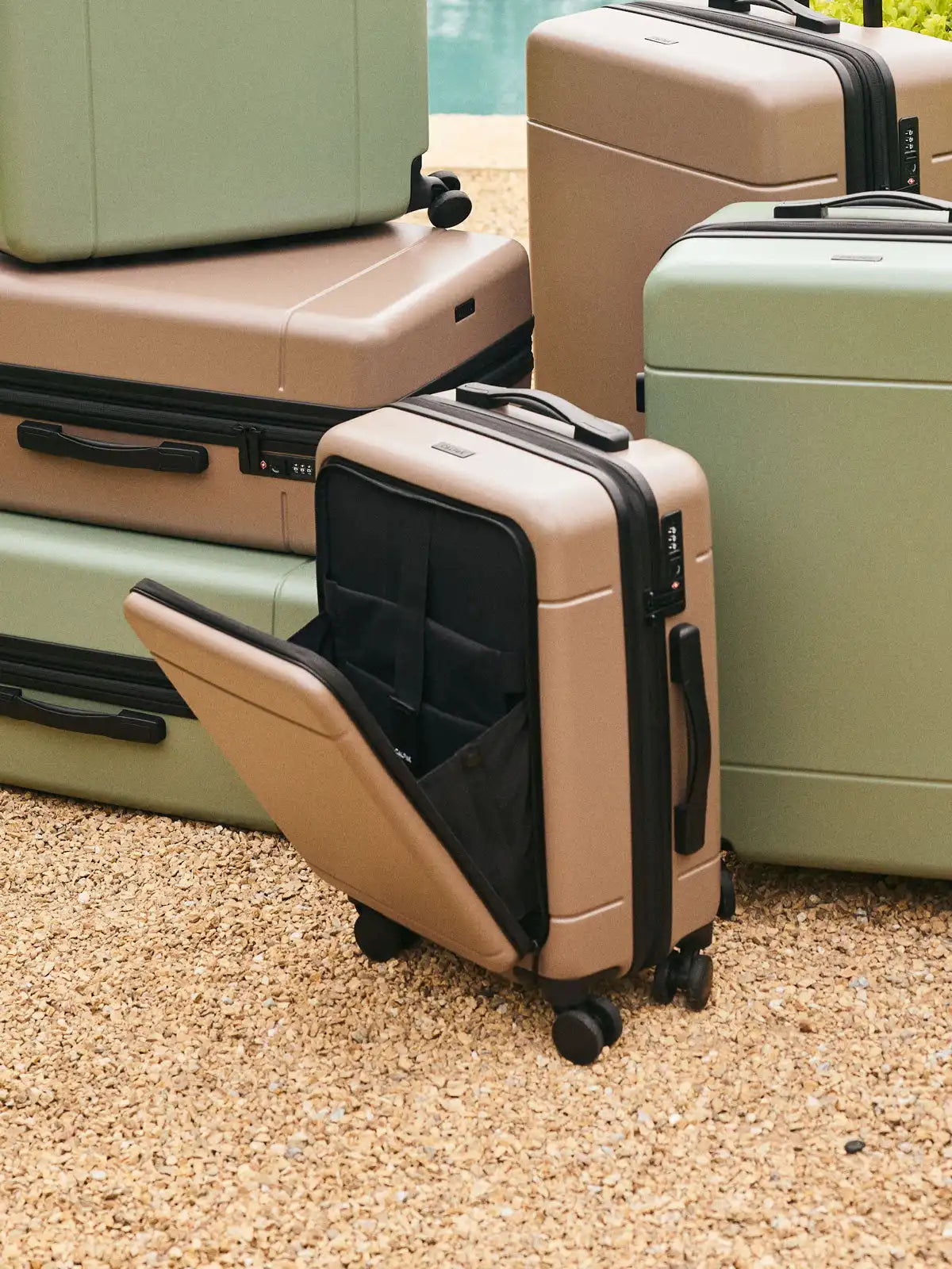 calpaktravelmalls.com