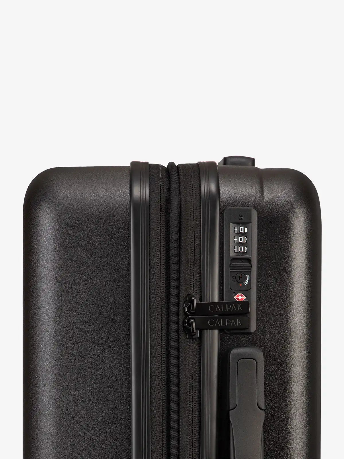 calpaktravelmalls.com