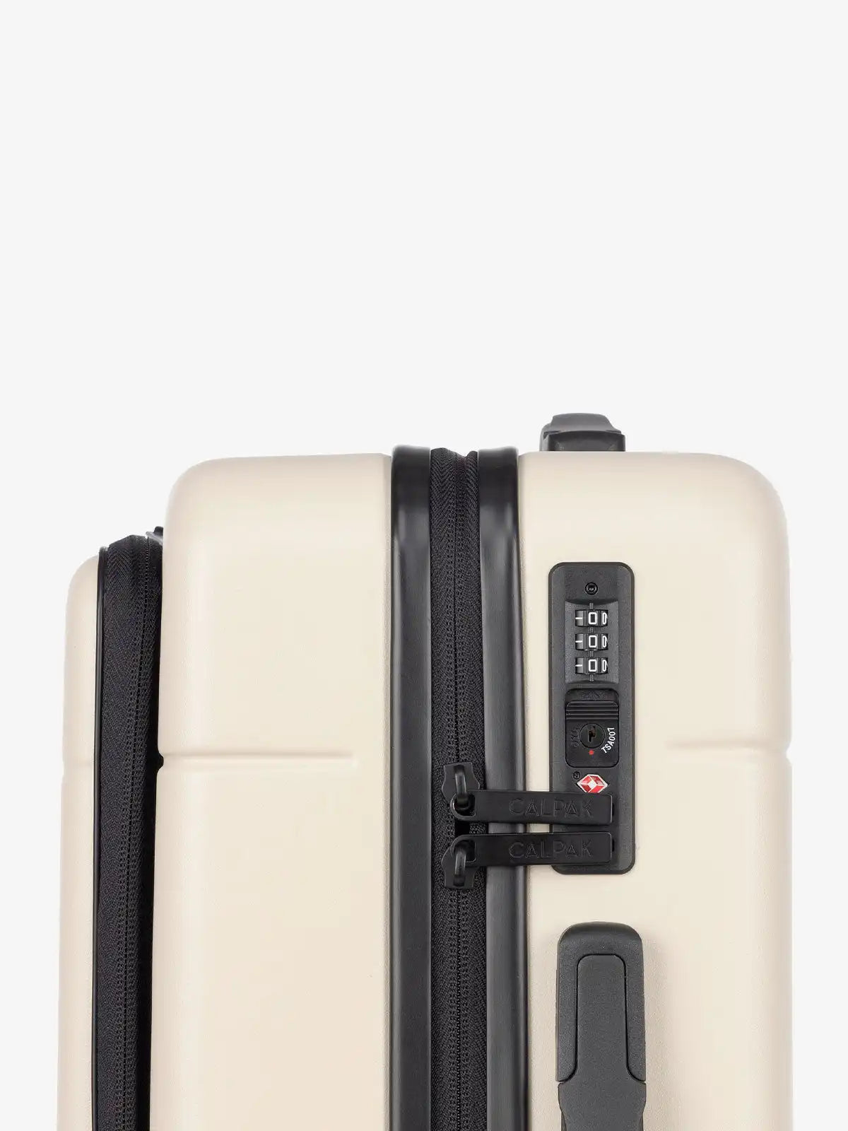 calpaktravelmalls.com