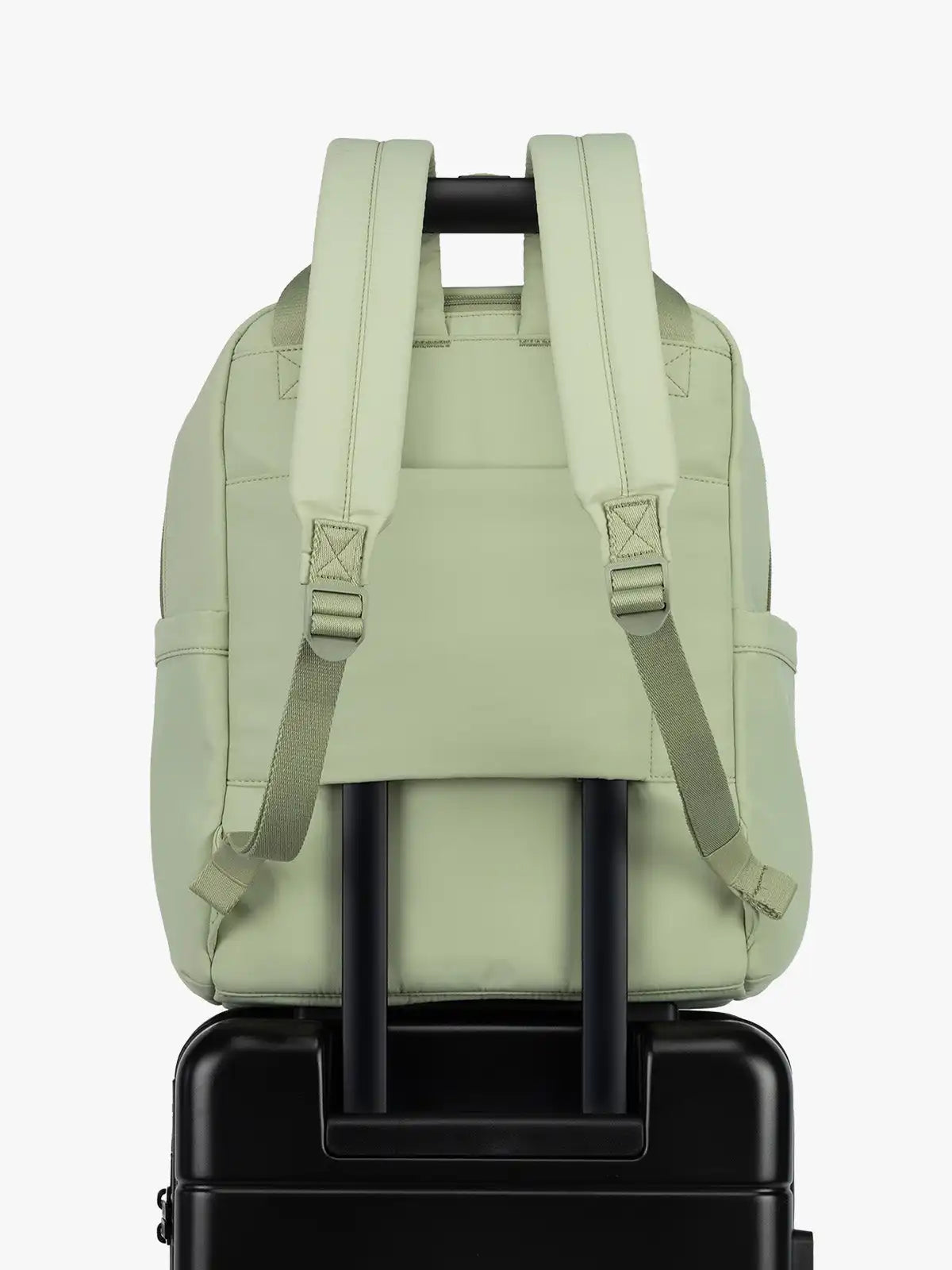 calpaktravelmalls.com
