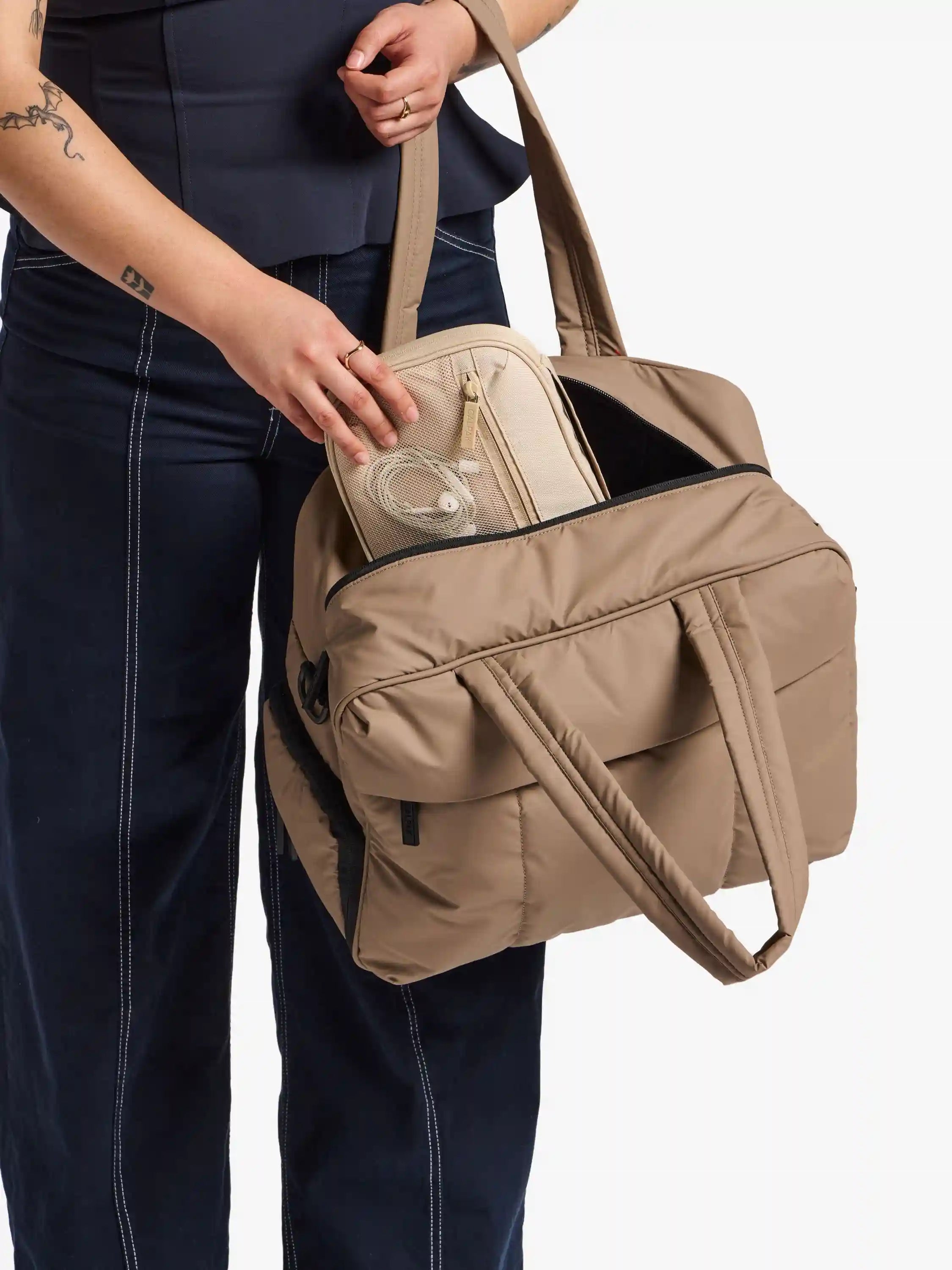 calpaktravelmalls.com