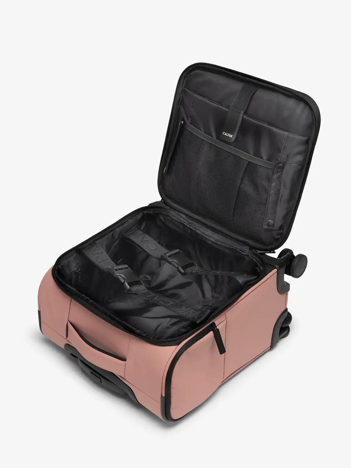 calpaktravelmalls.com