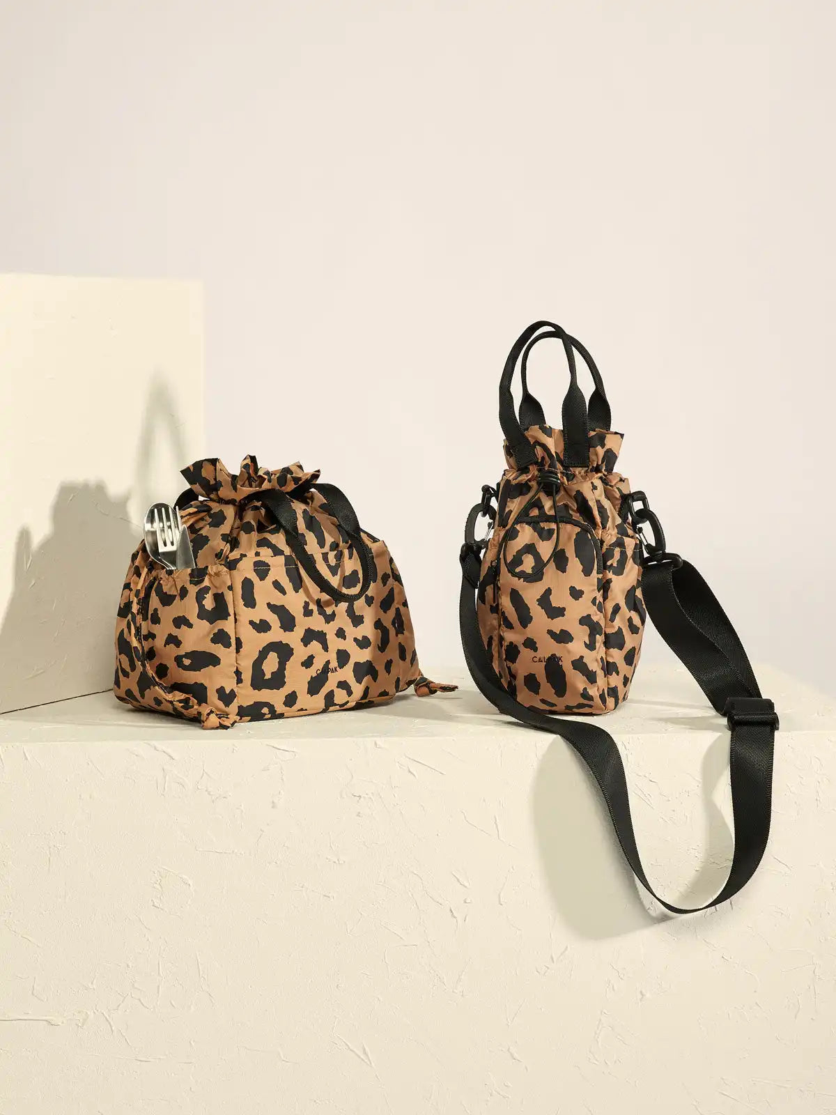 calpaktravelmalls.com
