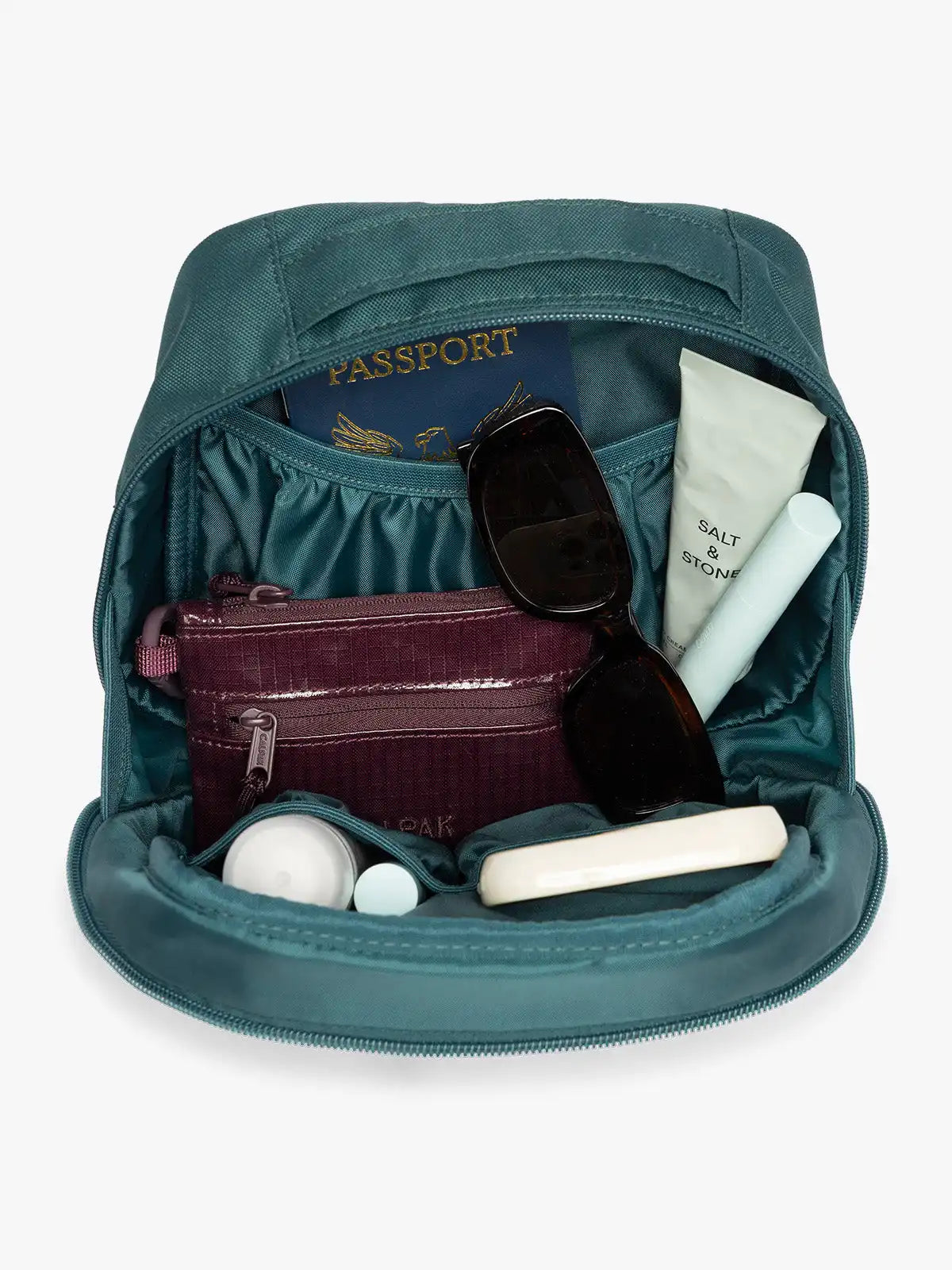 calpaktravelmalls.com