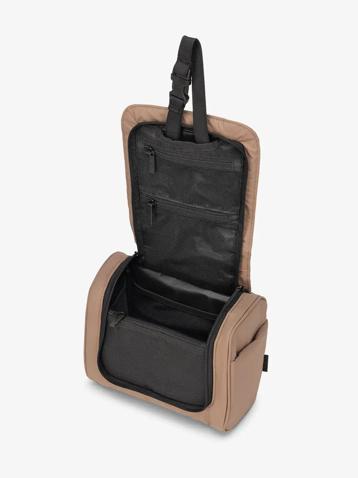calpaktravelmalls.com