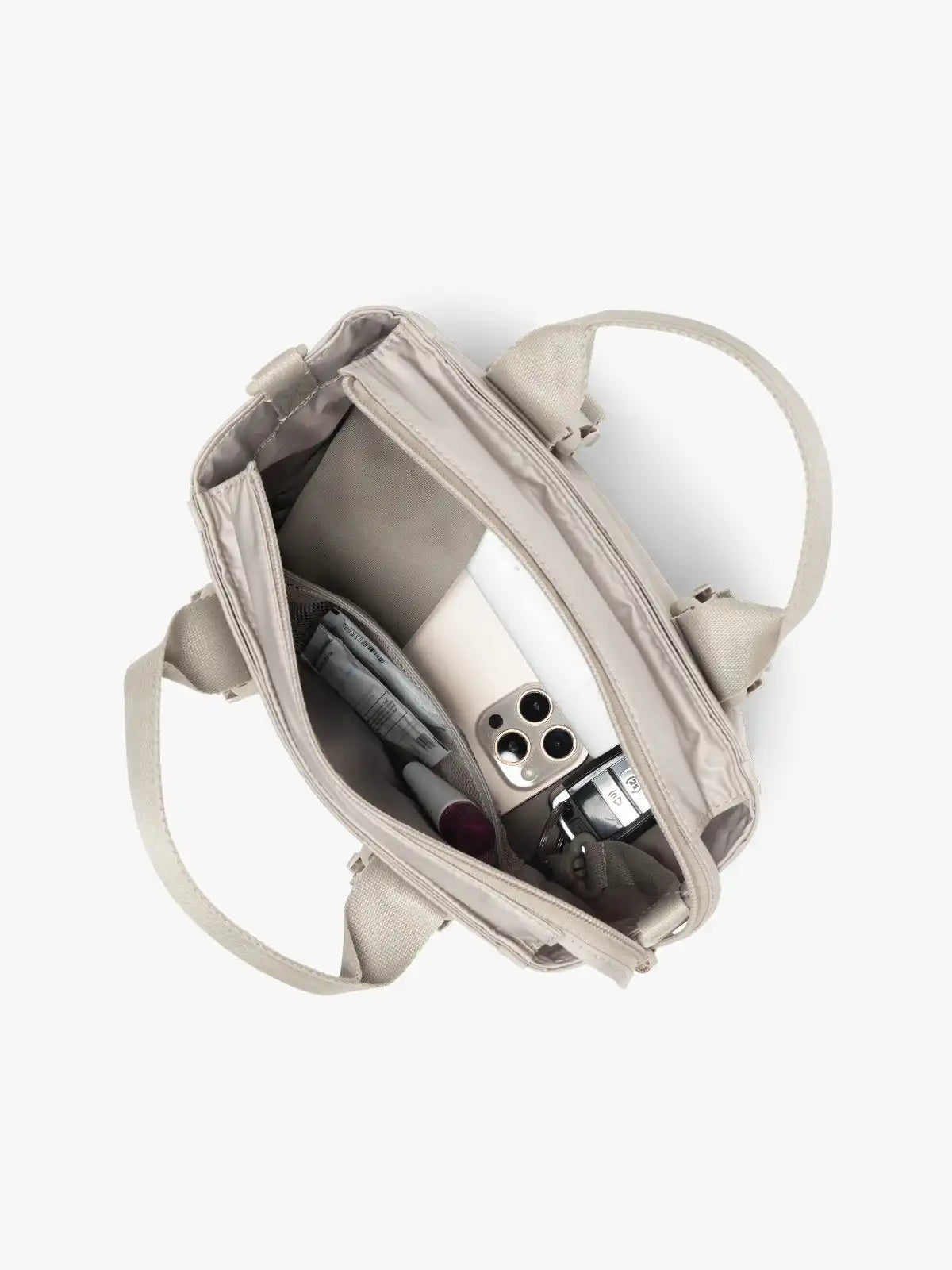 calpaktravelmalls.com