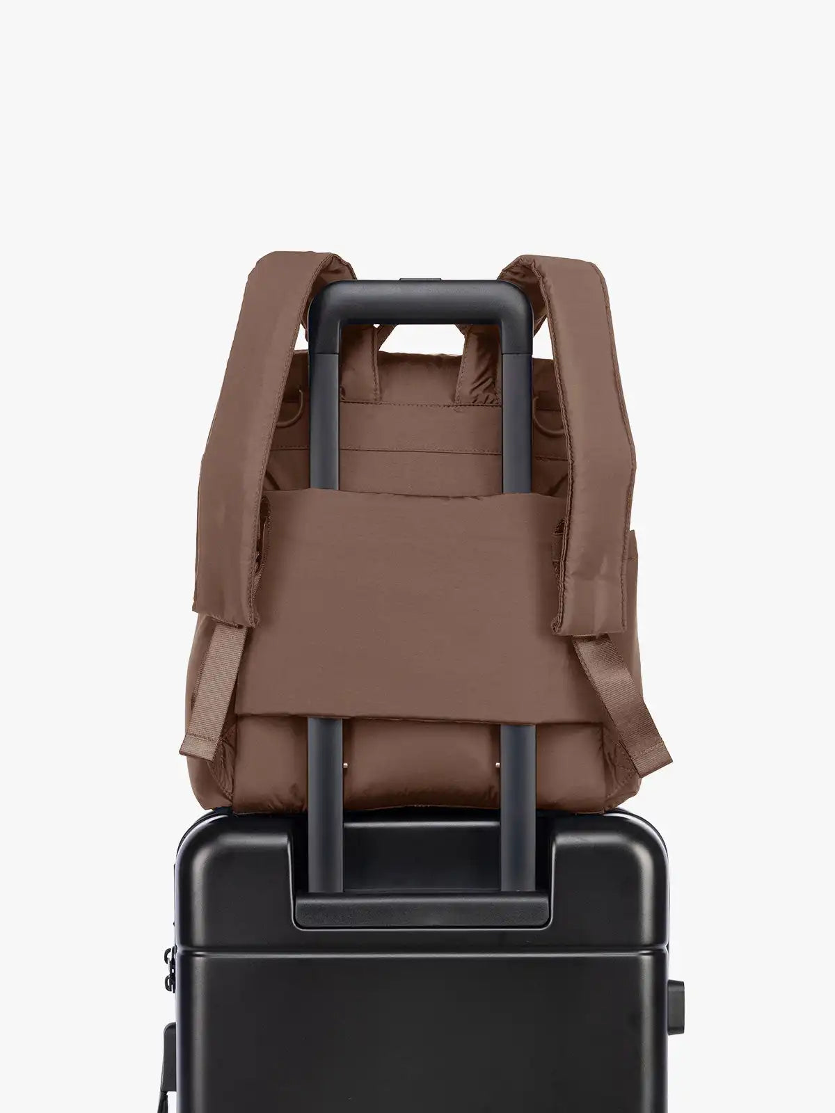 calpaktravelmalls.com