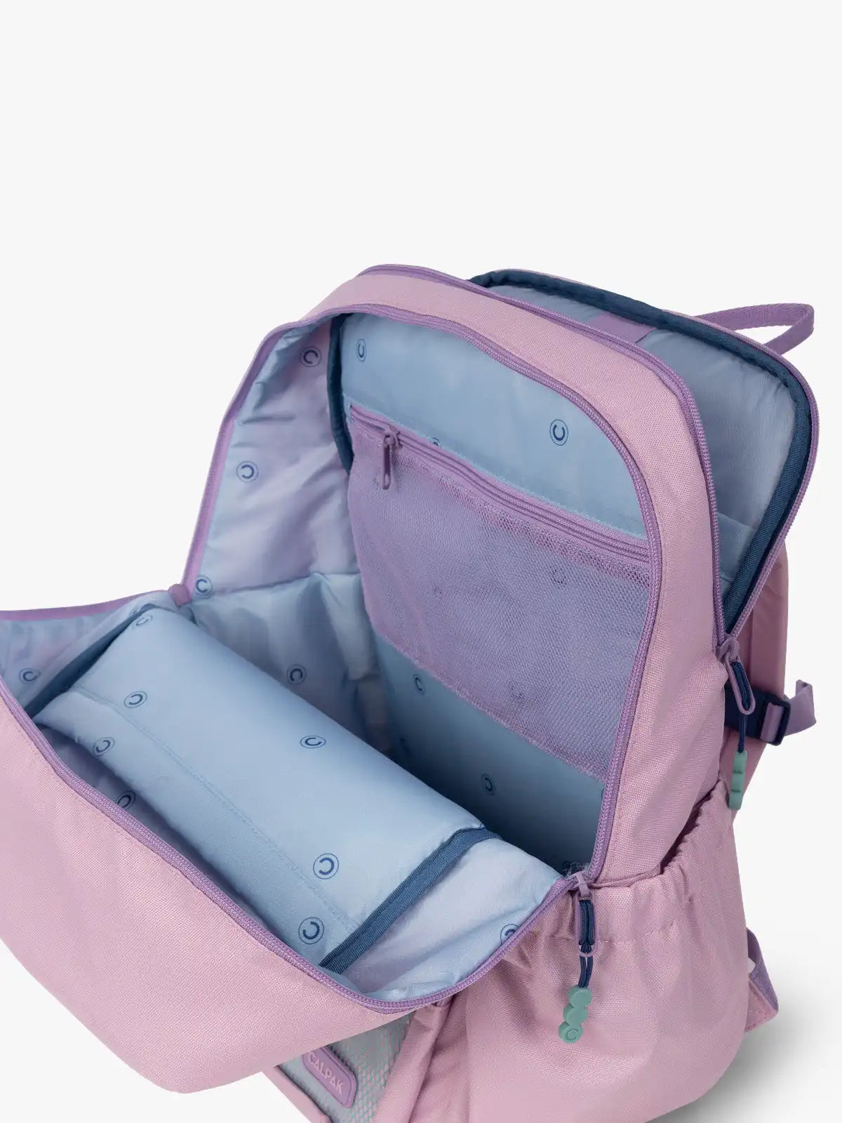 calpaktravelmalls.com