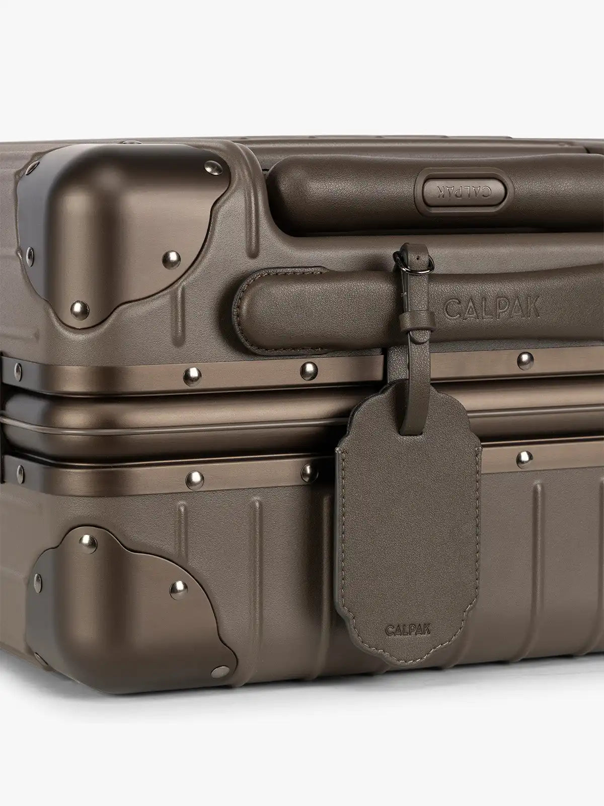 calpaktravelmalls.com