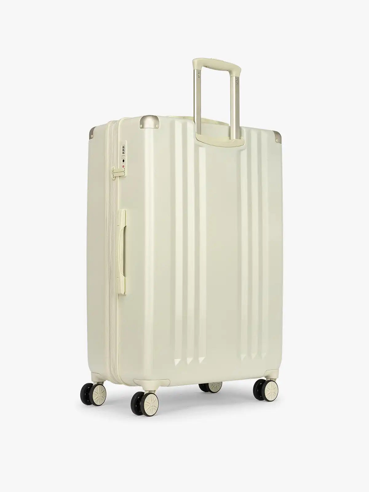 calpaktravelmalls.com