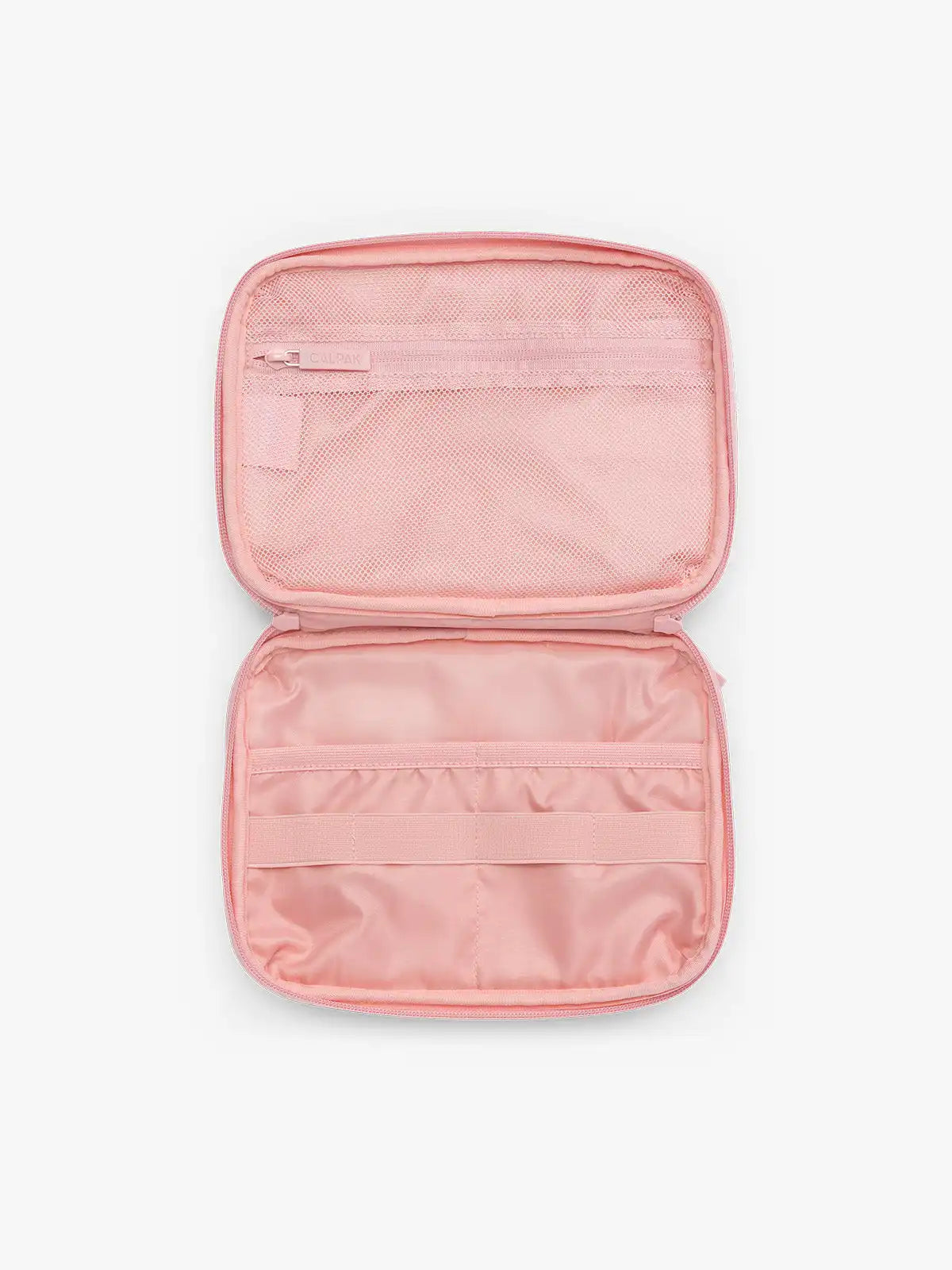 calpaktravelmalls.com