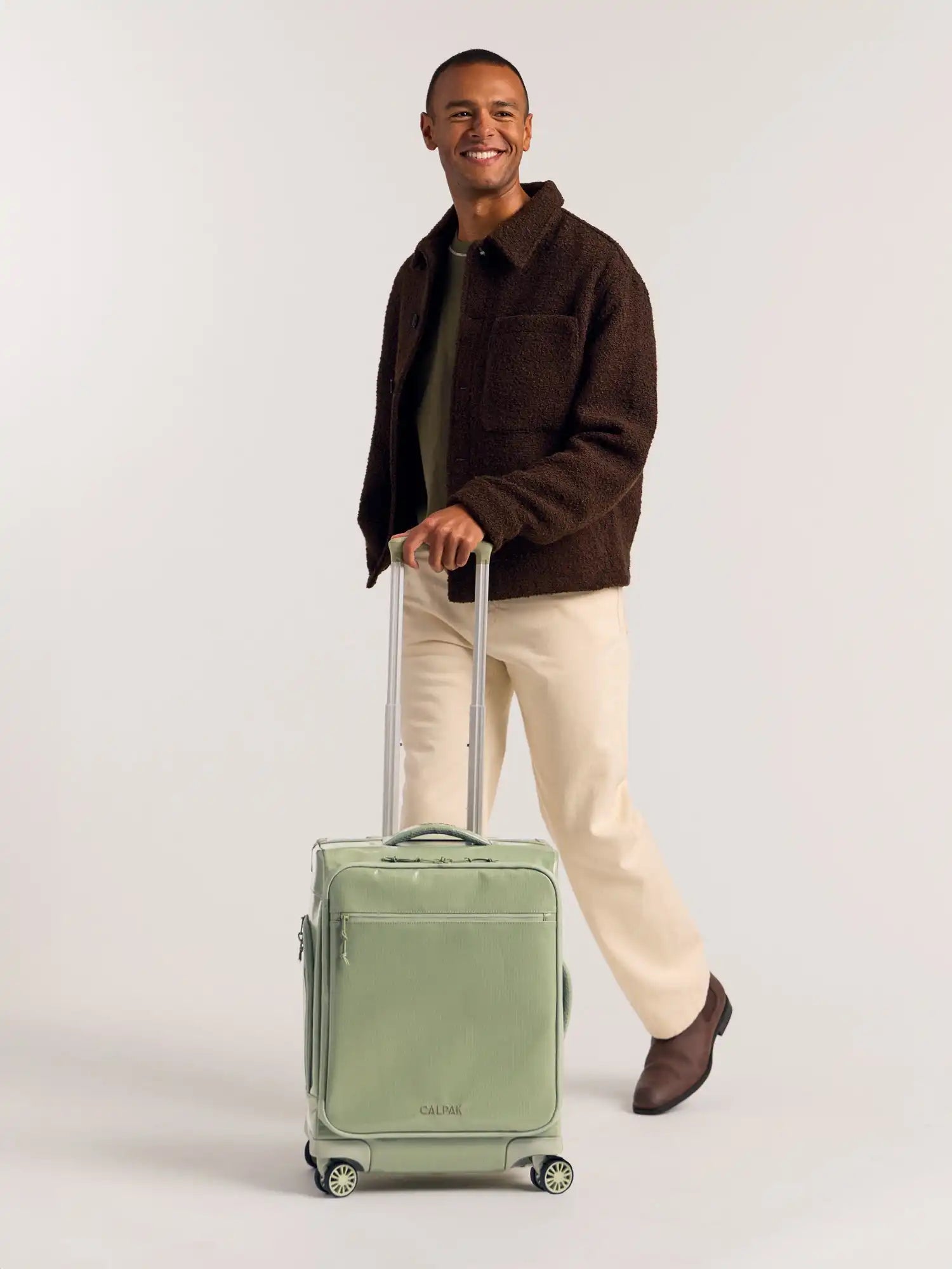 calpaktravelmalls.com