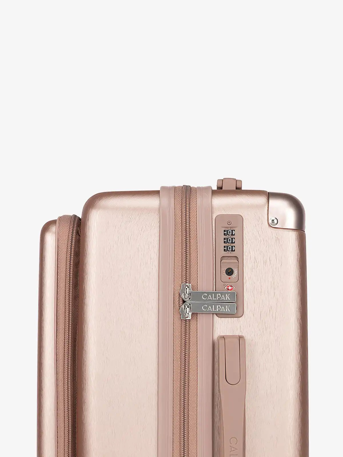 calpaktravelmalls.com