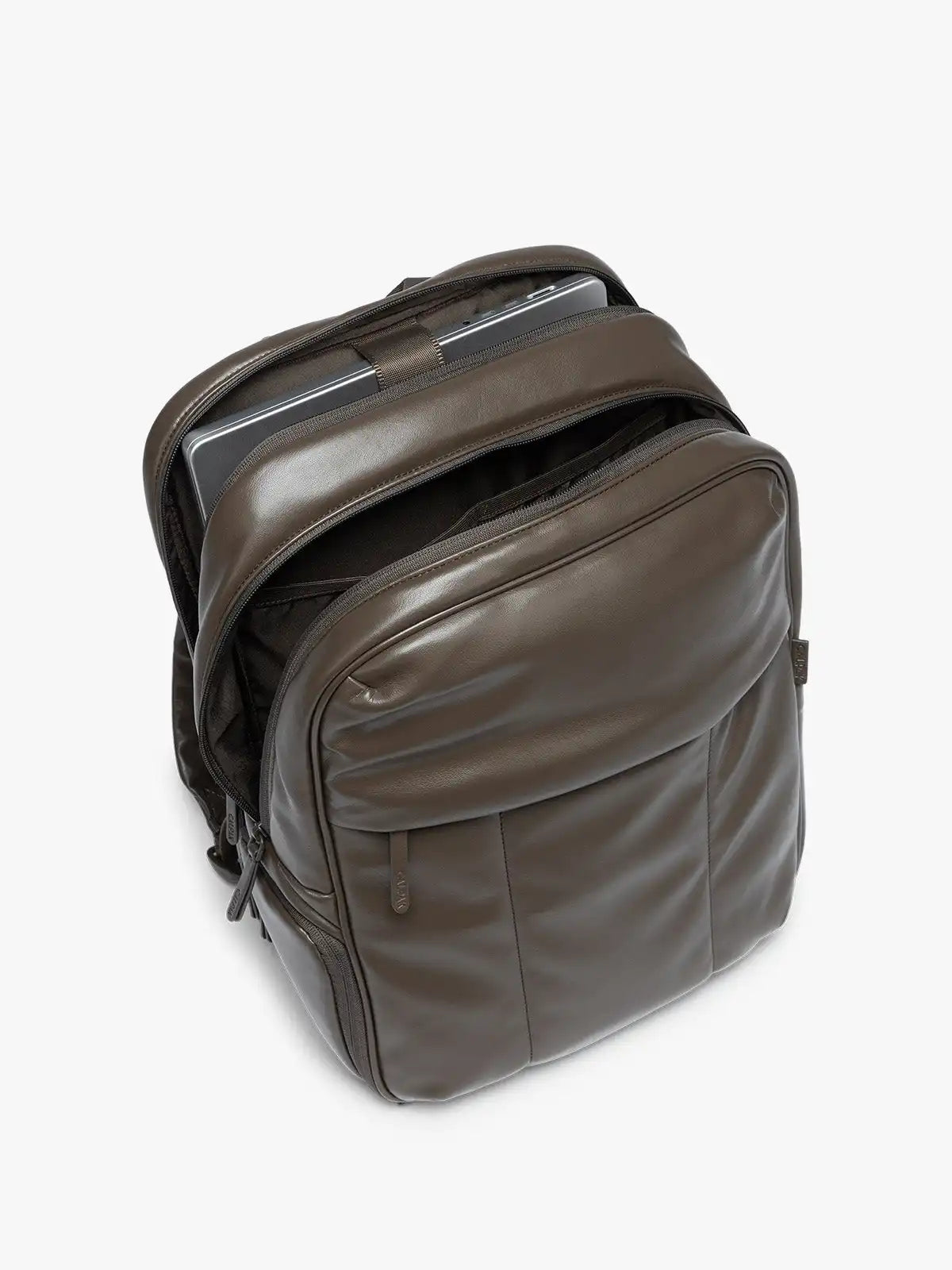 calpaktravelmalls.com