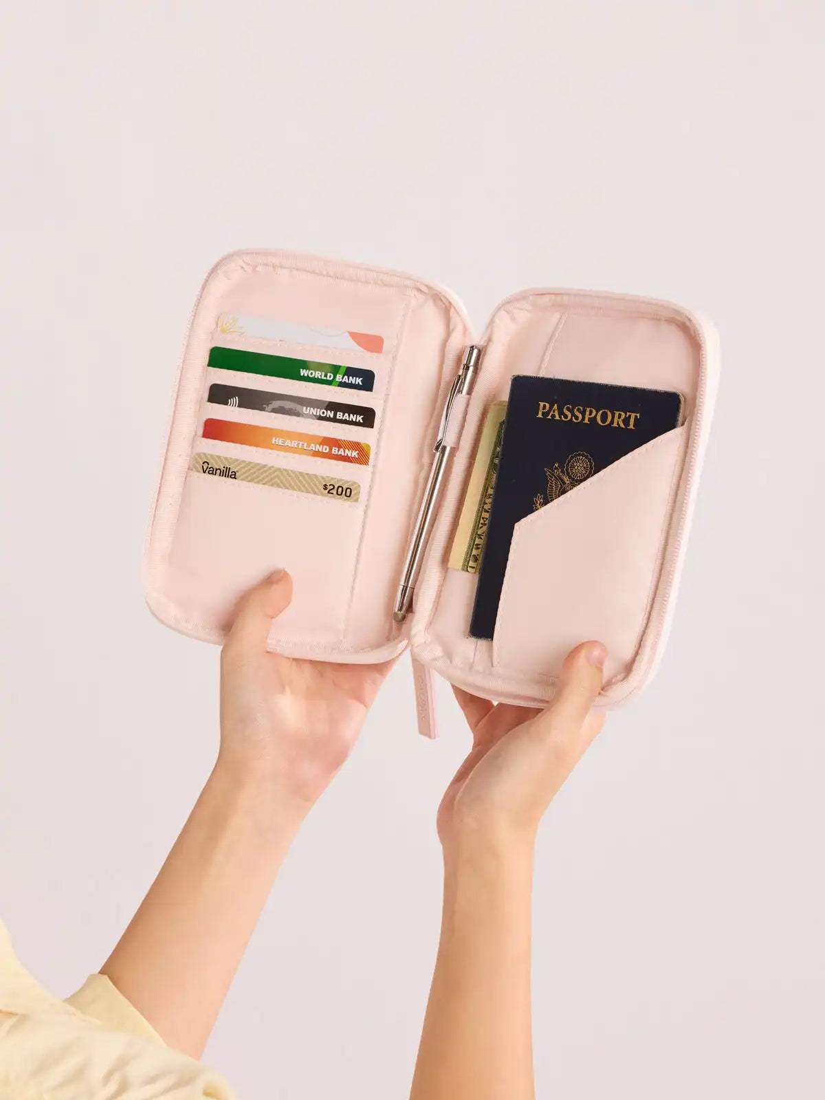 calpaktravelmalls.com