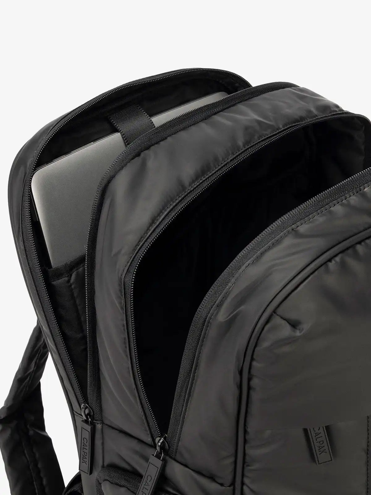 calpaktravelmalls.com