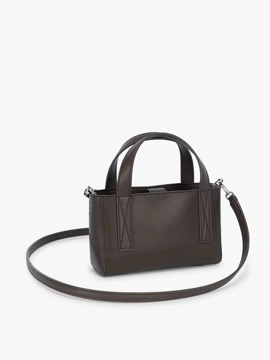 calpaktravelmalls.com