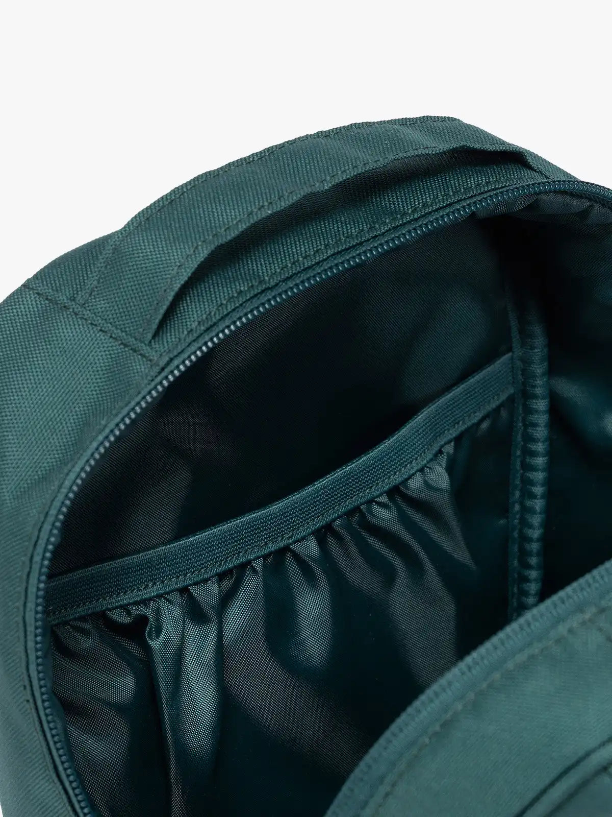 calpaktravelmalls.com