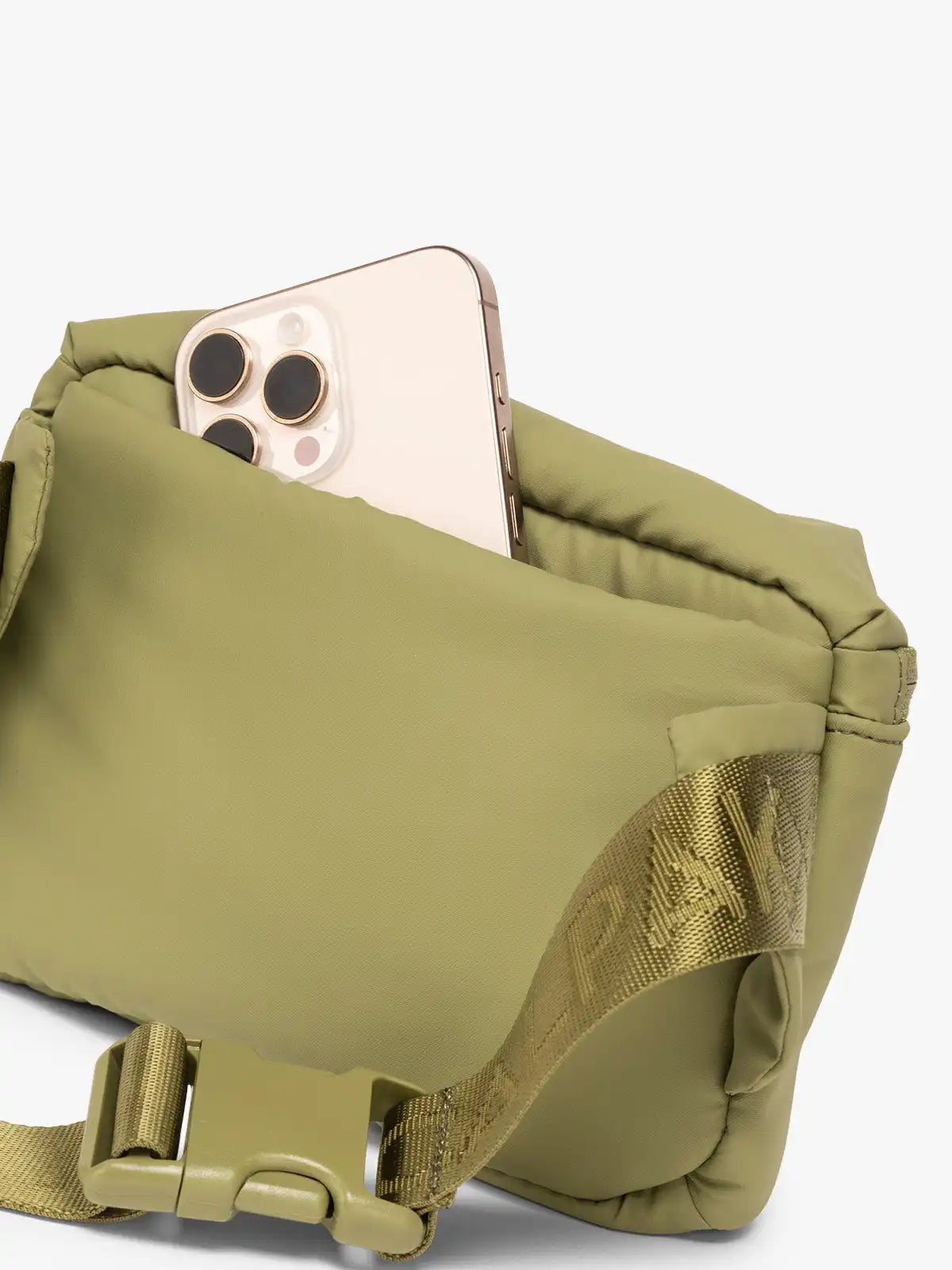 calpaktravelmalls.com