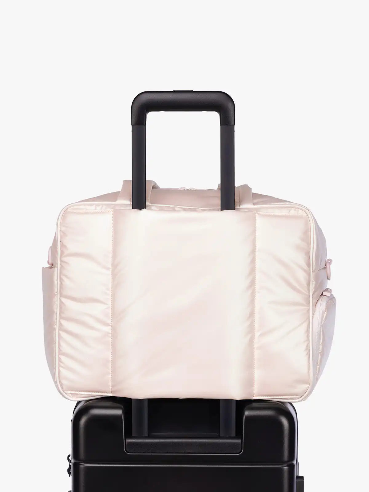 calpaktravelmalls.com