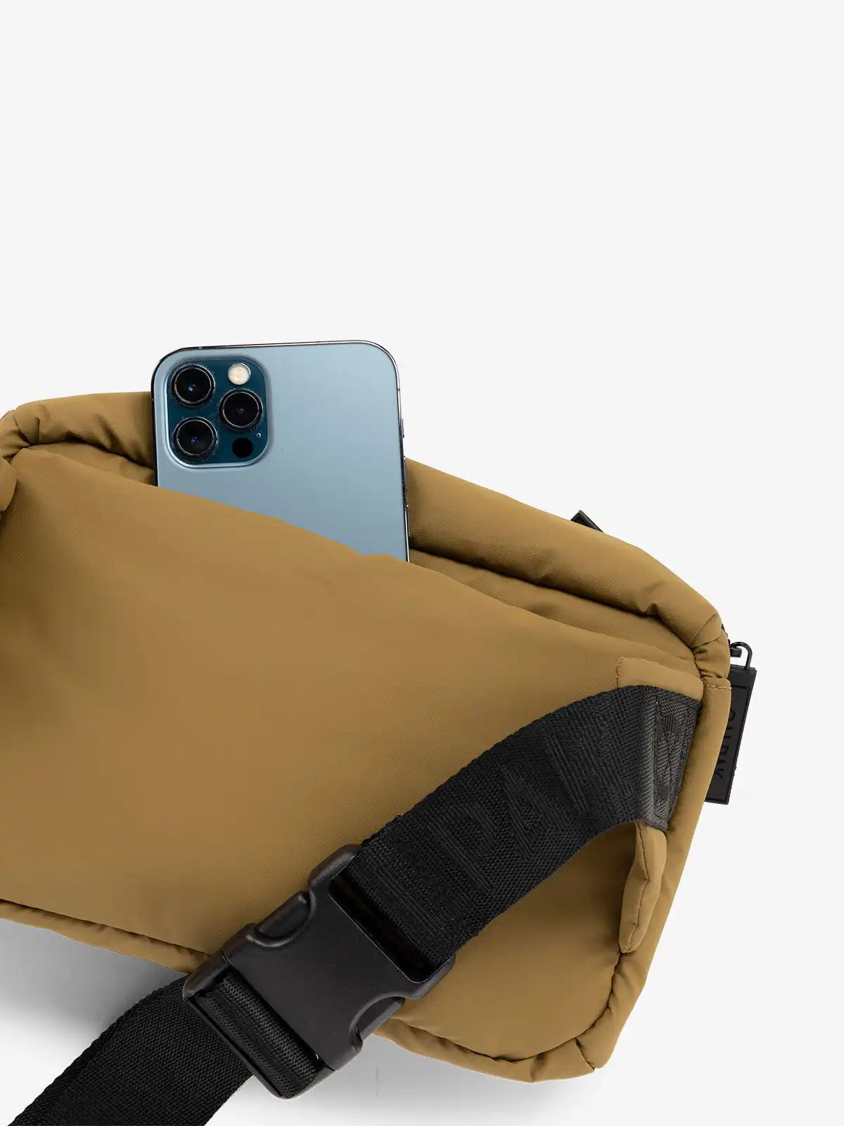 calpaktravelmalls.com