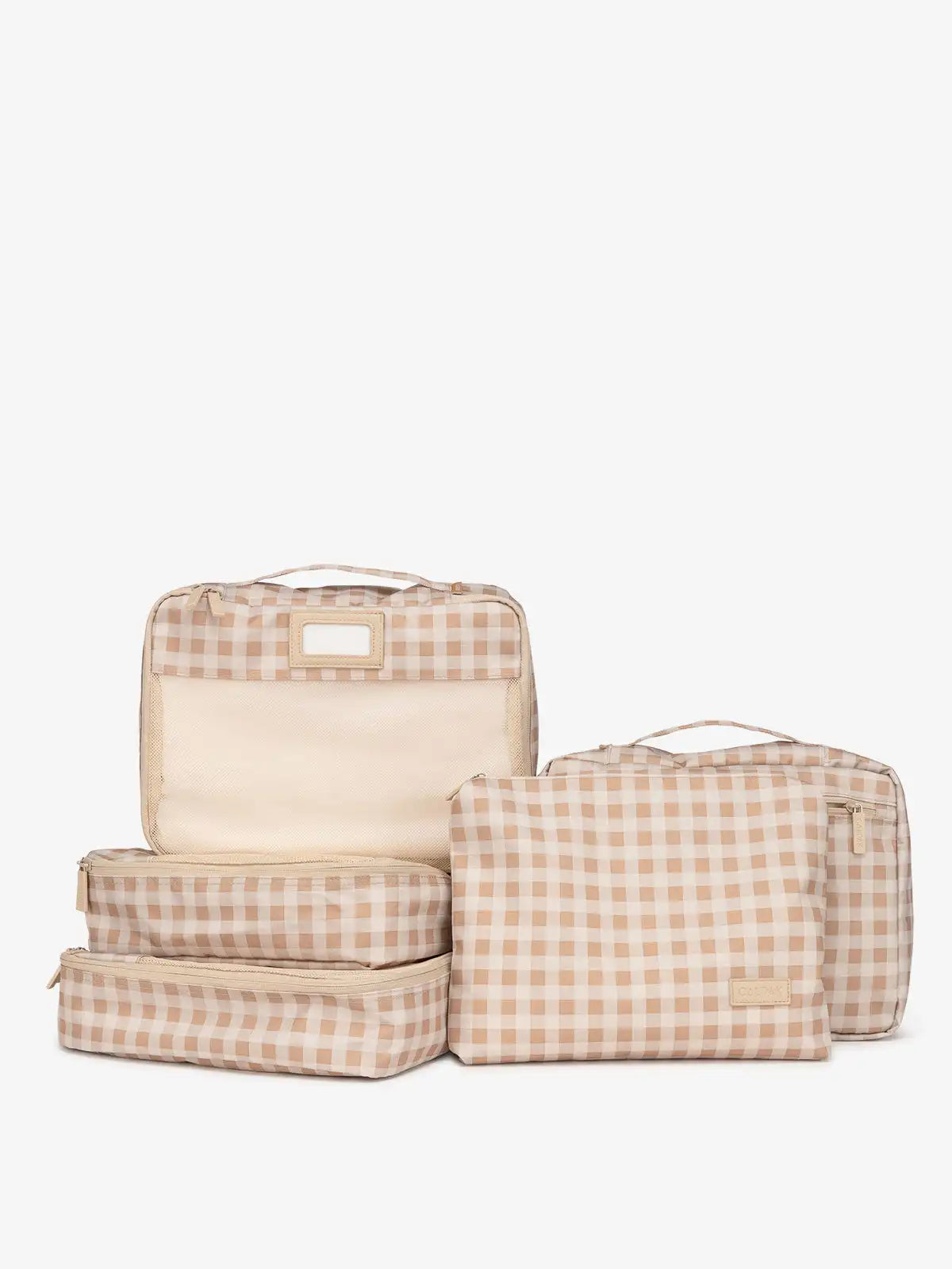 calpaktravelmalls.com