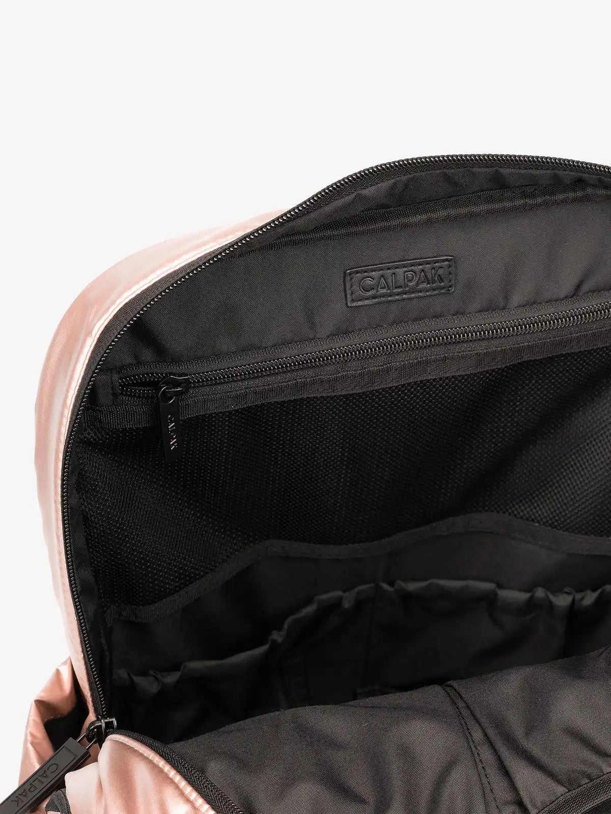 calpaktravelmalls.com