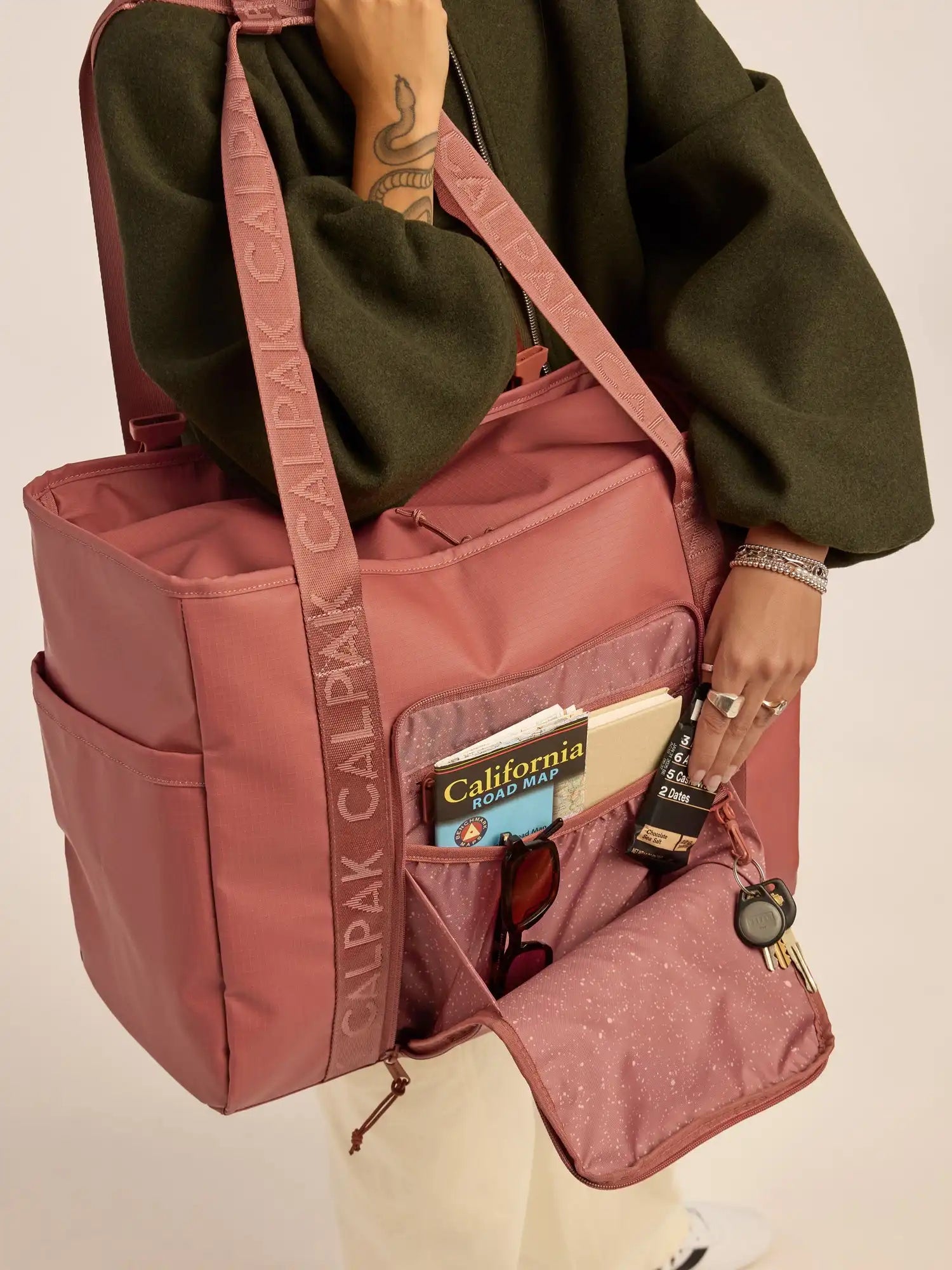 calpaktravelmalls.com