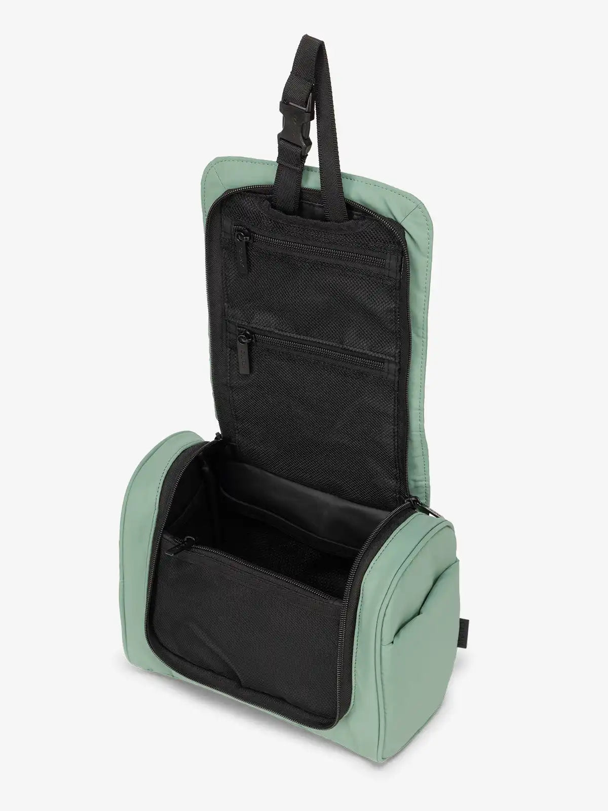 calpaktravelmalls.com
