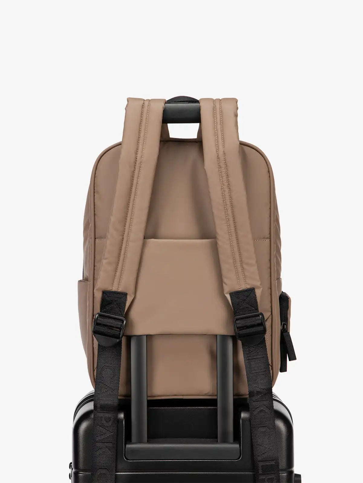 calpaktravelmalls.com