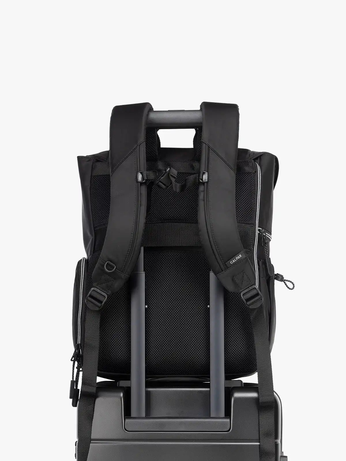 calpaktravelmalls.com