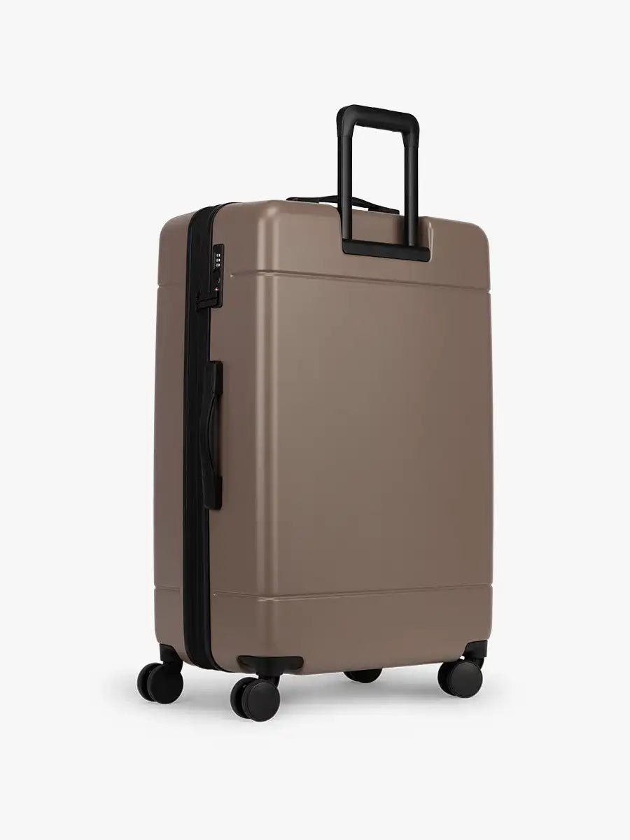 calpaktravelmalls.com
