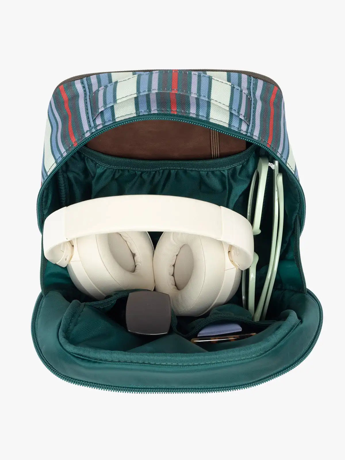 calpaktravelmalls.com