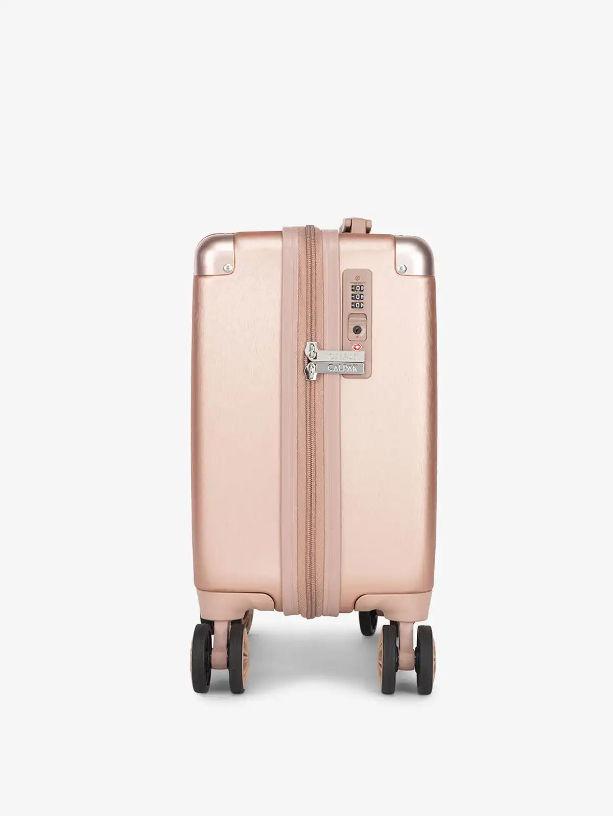 calpaktravelmalls.com