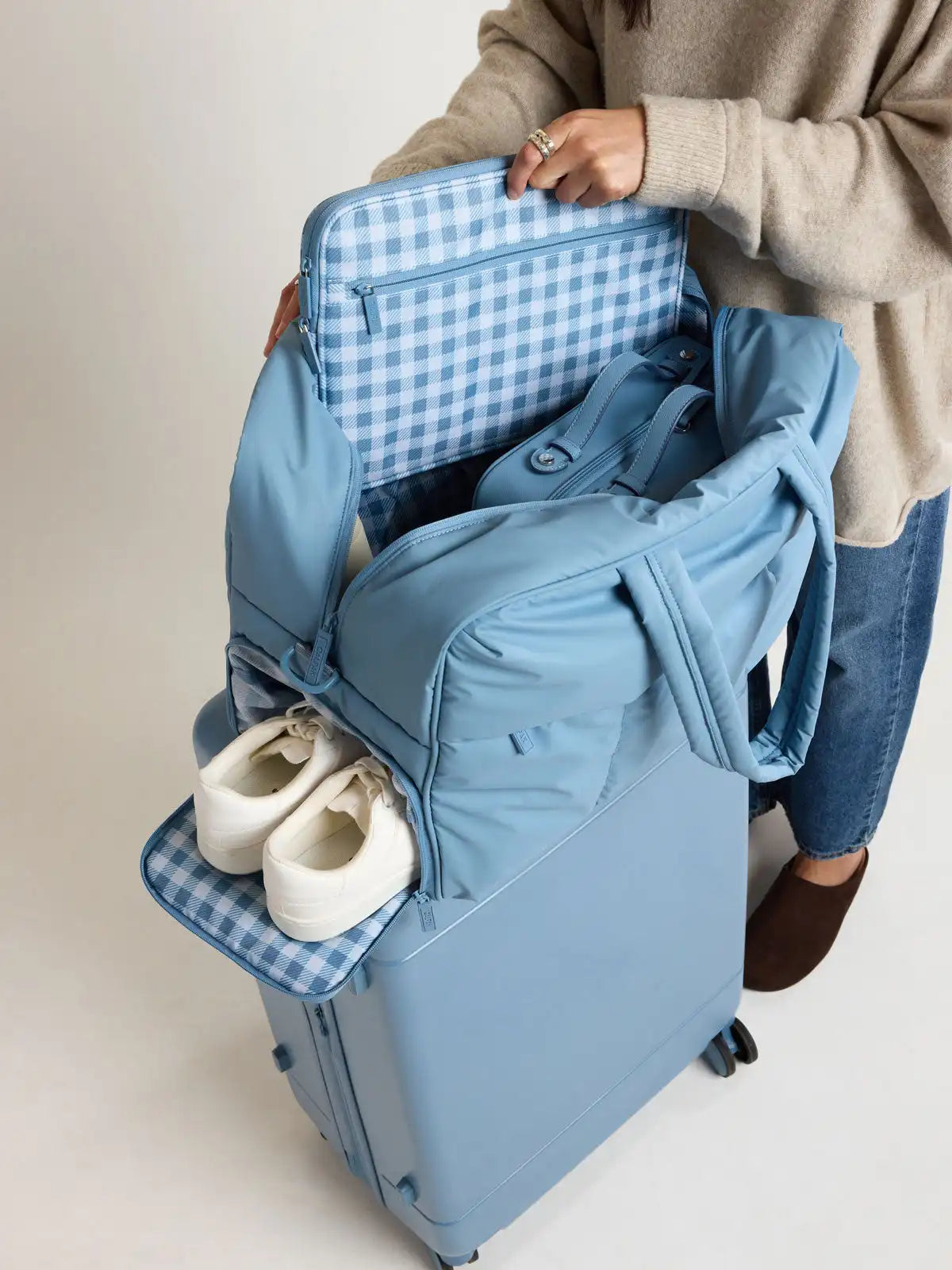 calpaktravelmalls.com