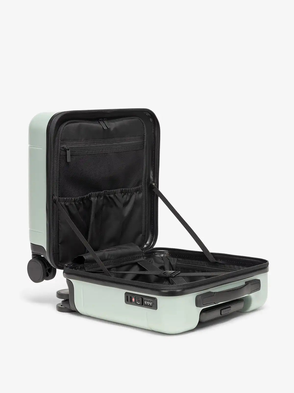 calpaktravelmalls.com