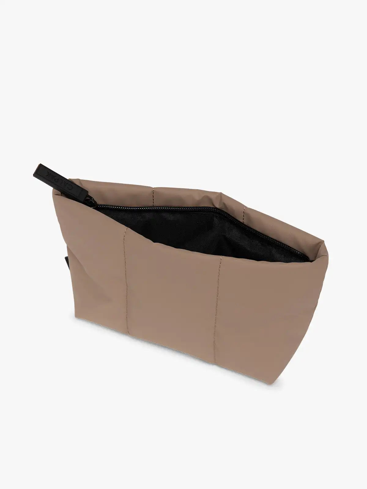 calpaktravelmalls.com