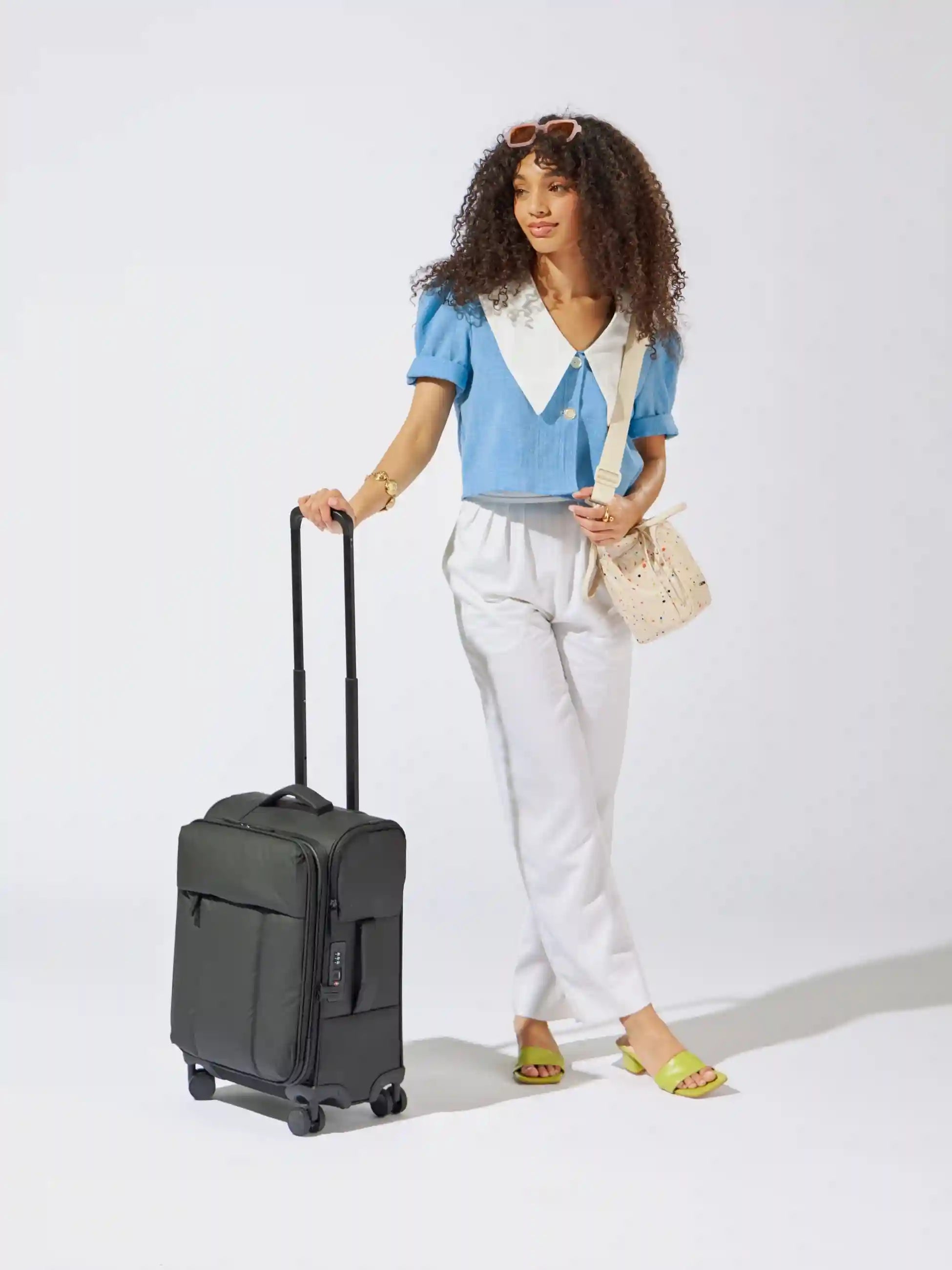 calpaktravelmalls.com
