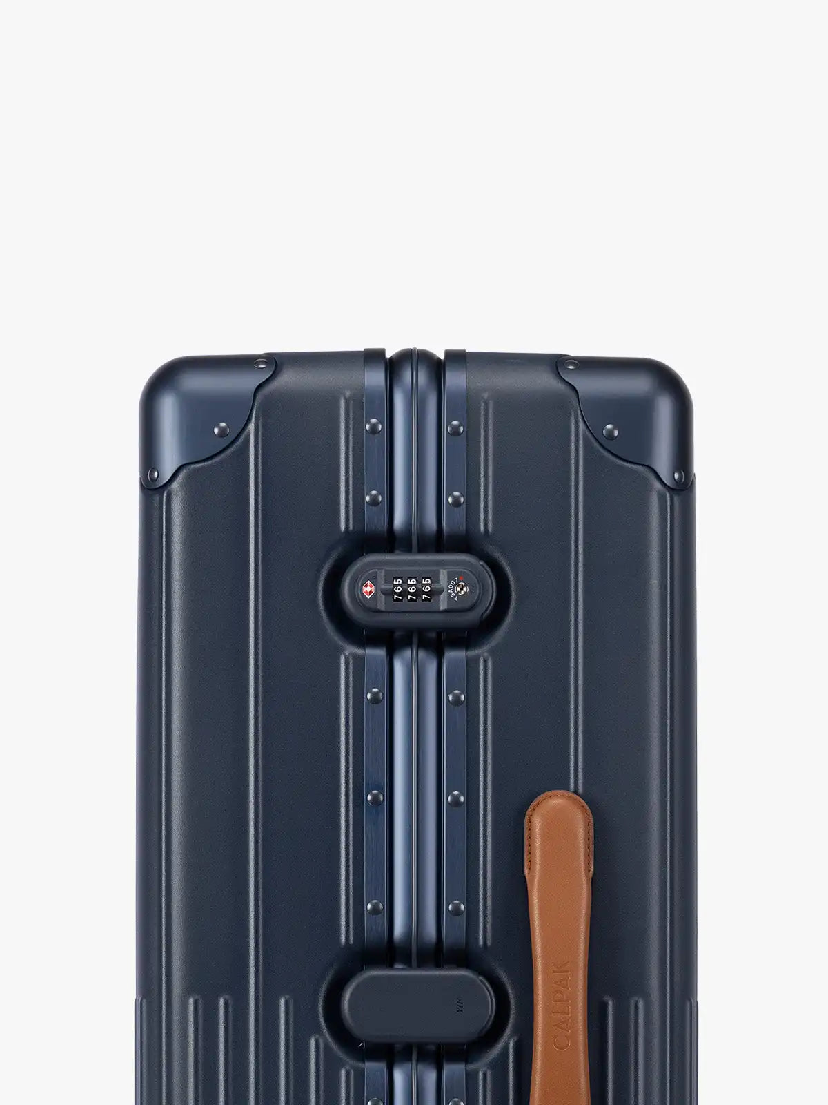calpaktravelmalls.com