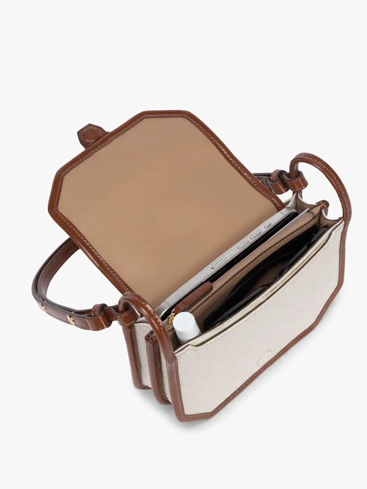 calpaktravelmalls.com