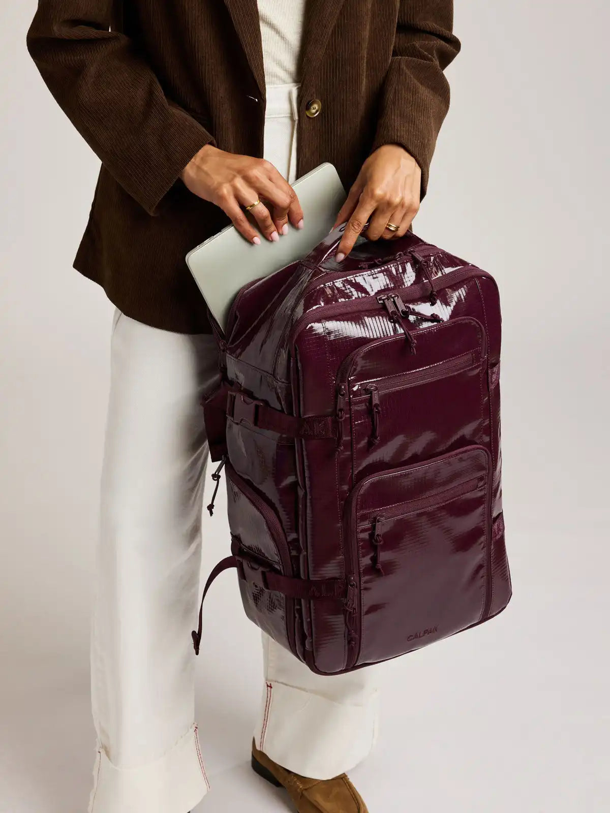 calpaktravelmalls.com