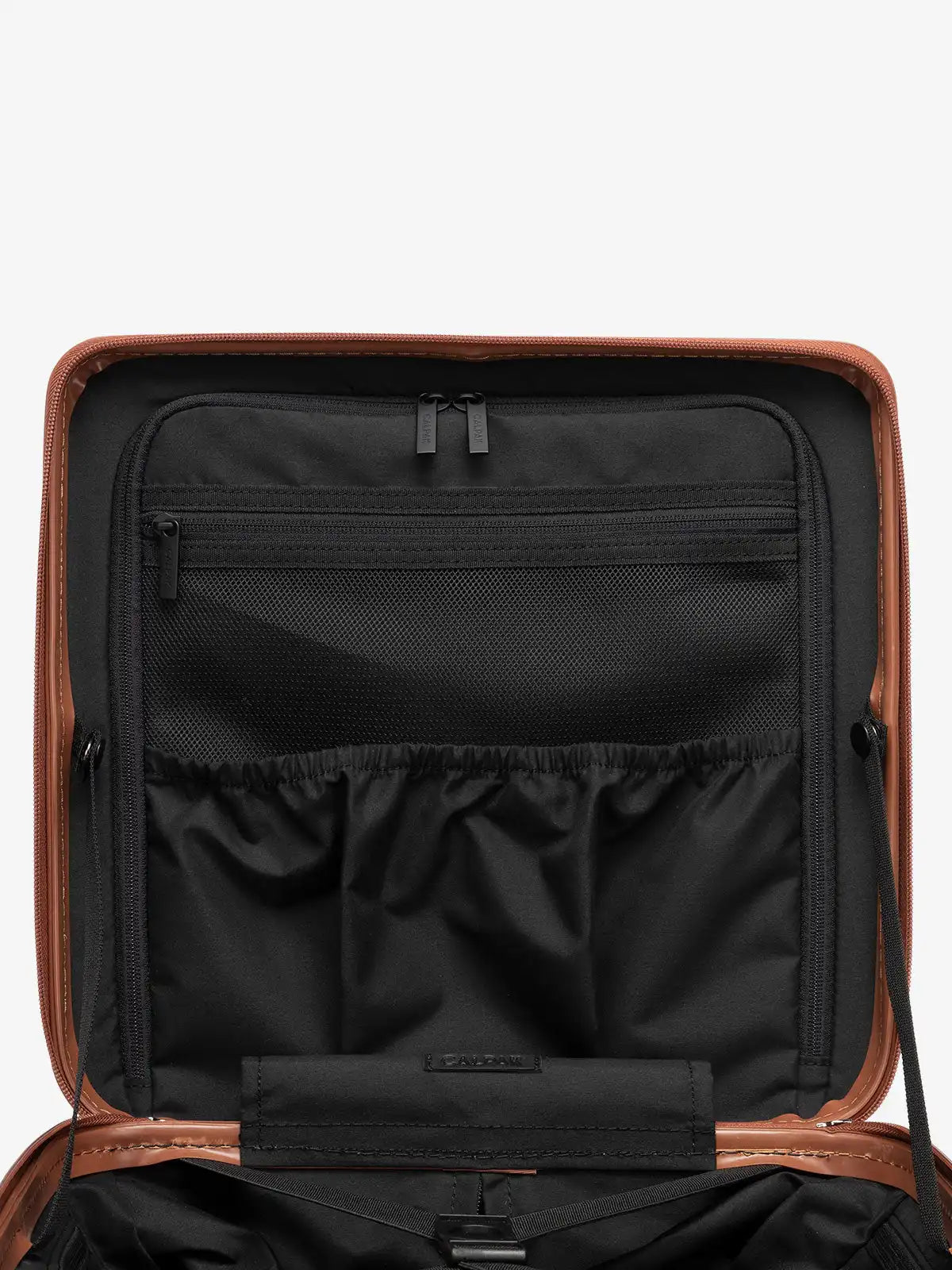 calpaktravelmalls.com