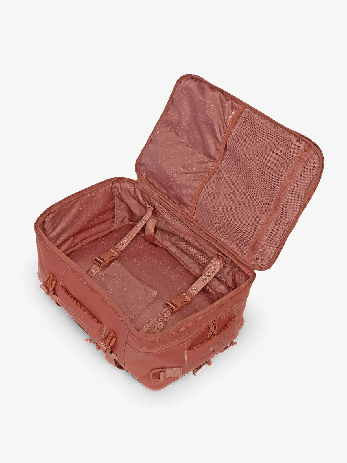 calpaktravelmalls.com