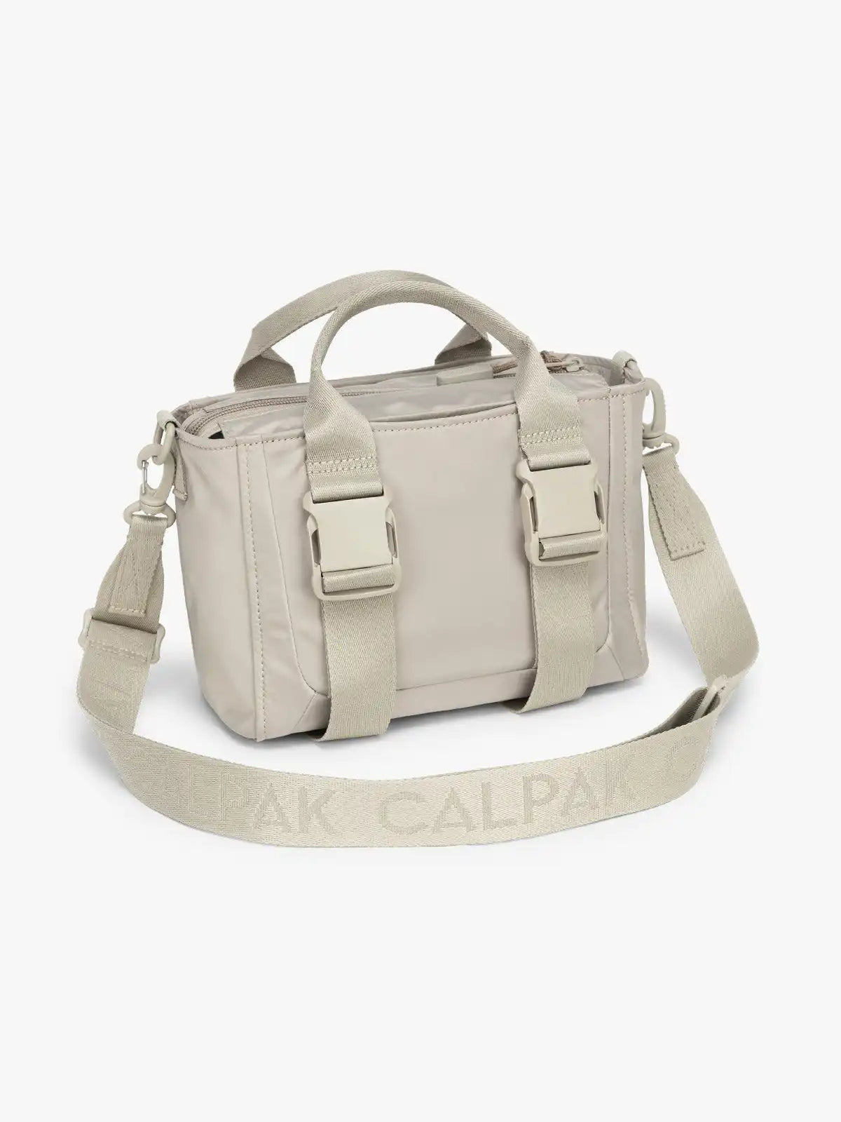 calpaktravelmalls.com
