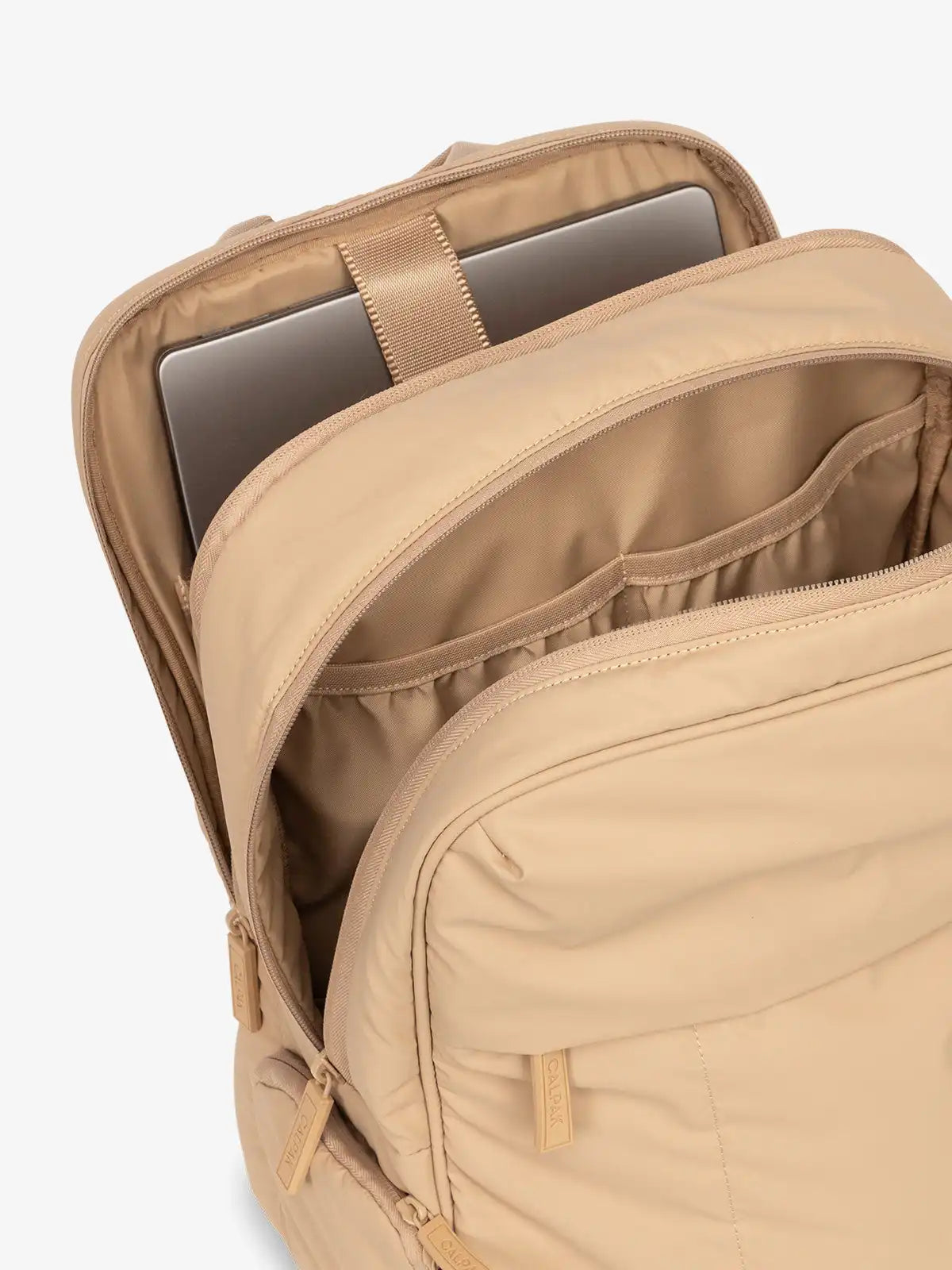 calpaktravelmalls.com