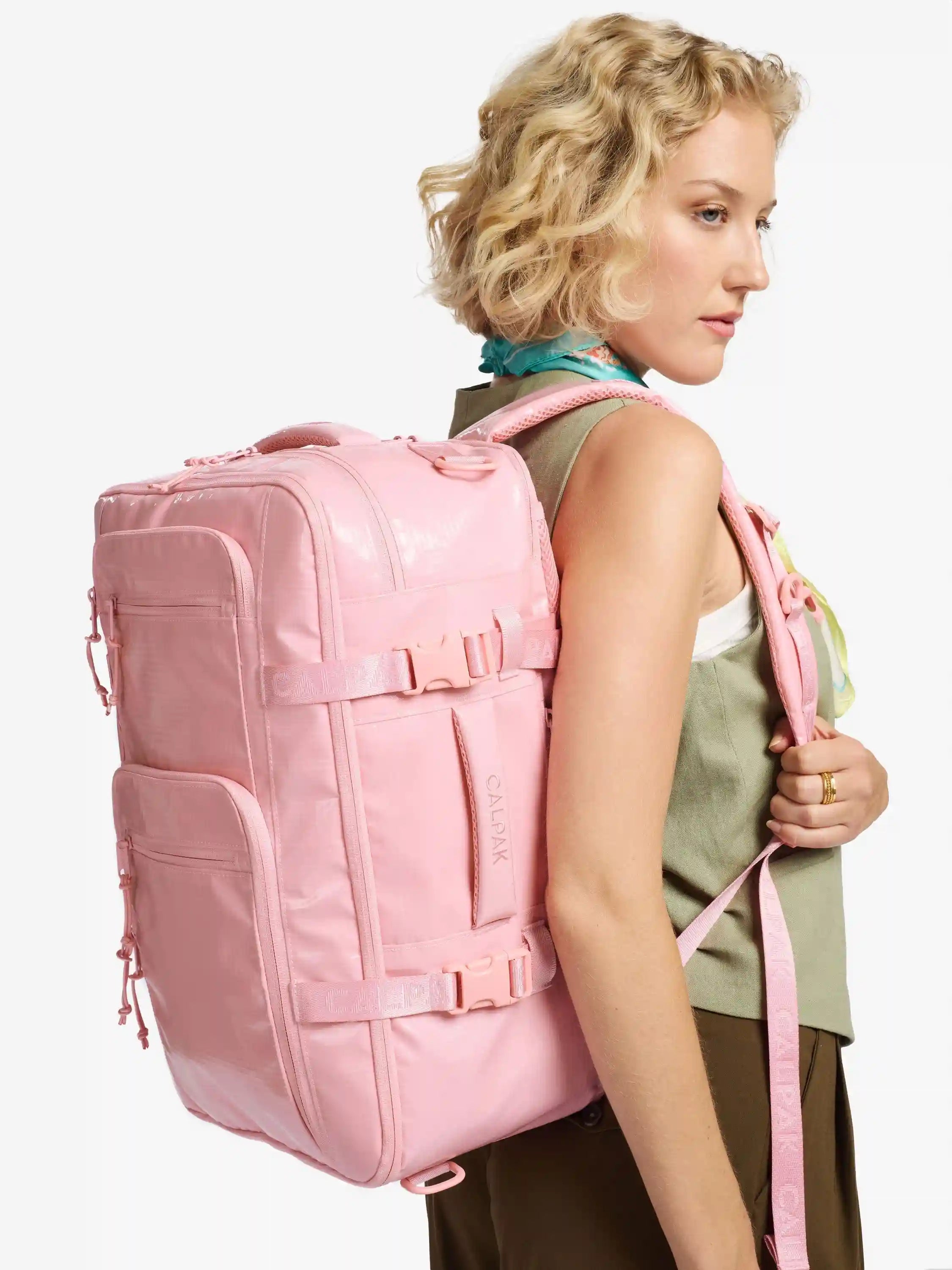 calpaktravelmalls.com