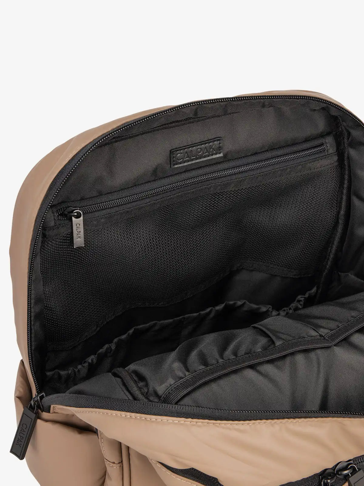 calpaktravelmalls.com