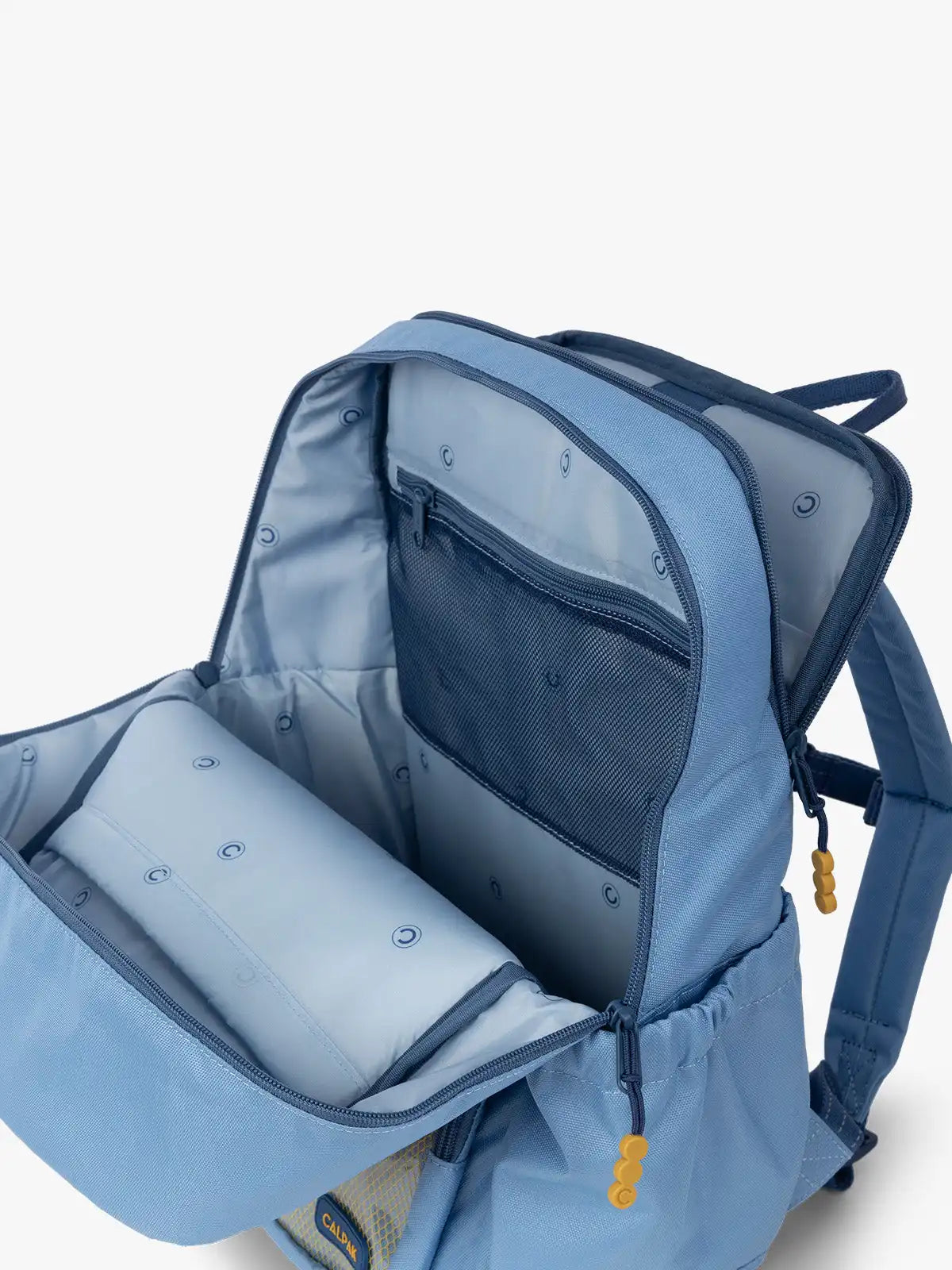 calpaktravelmalls.com